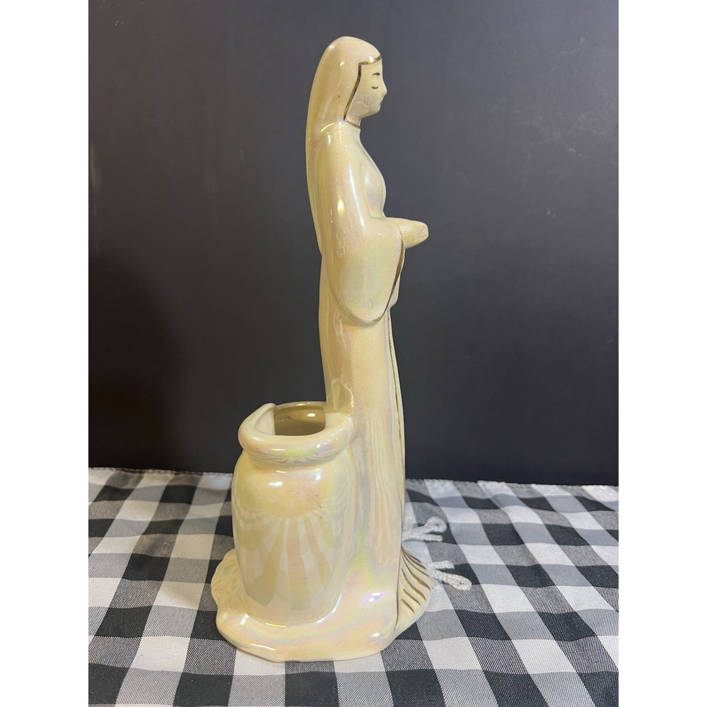 VTG Ceramic Praying Mary Madonna 11.5" Planter Vase Religious Catholic (2135) - Picture 8 of 8